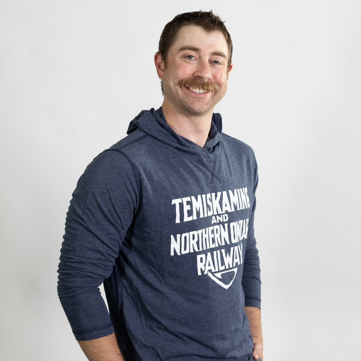 T&NO Vintage Hooded Long-Sleeve